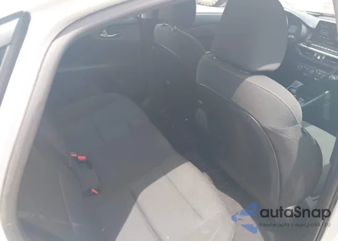 2020 Kia Forte Lxs z USA, uszkodzony, nr VIN 3KPF24AD5LE256529